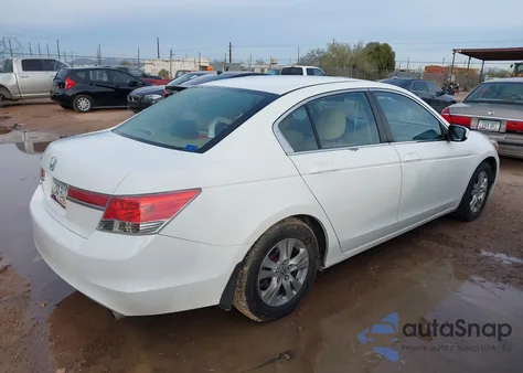 2011 Honda Accord 2.4 Lx-P z USA, uszkodzony, nr VIN 1HGCP2F47BA034899